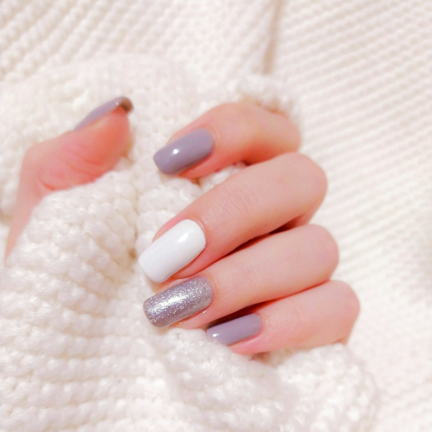 Manicure hybrydowy – zalety i pielęgnacja